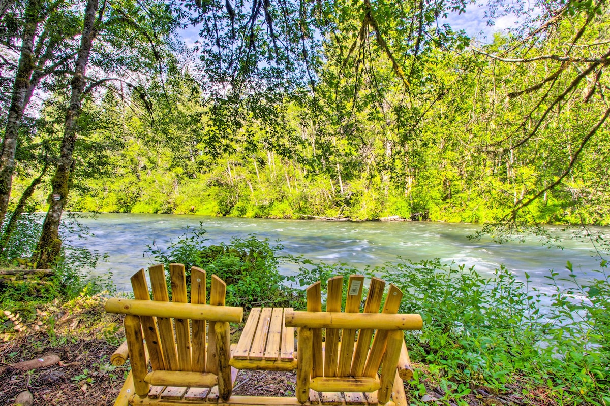 Sahalie瀑布附近的McKenzie Bridge River House