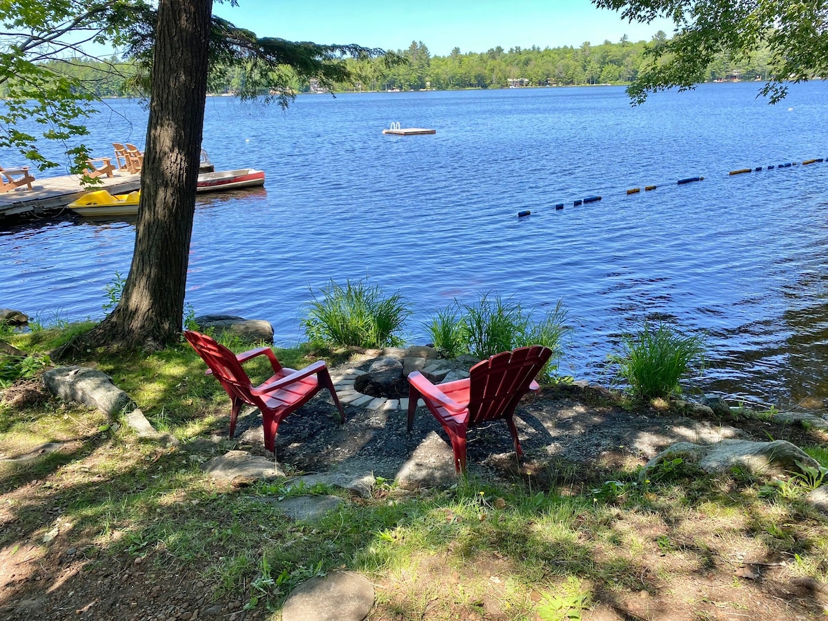 单间公寓湖滨小木屋4 Black Lake Cabins Muskoka