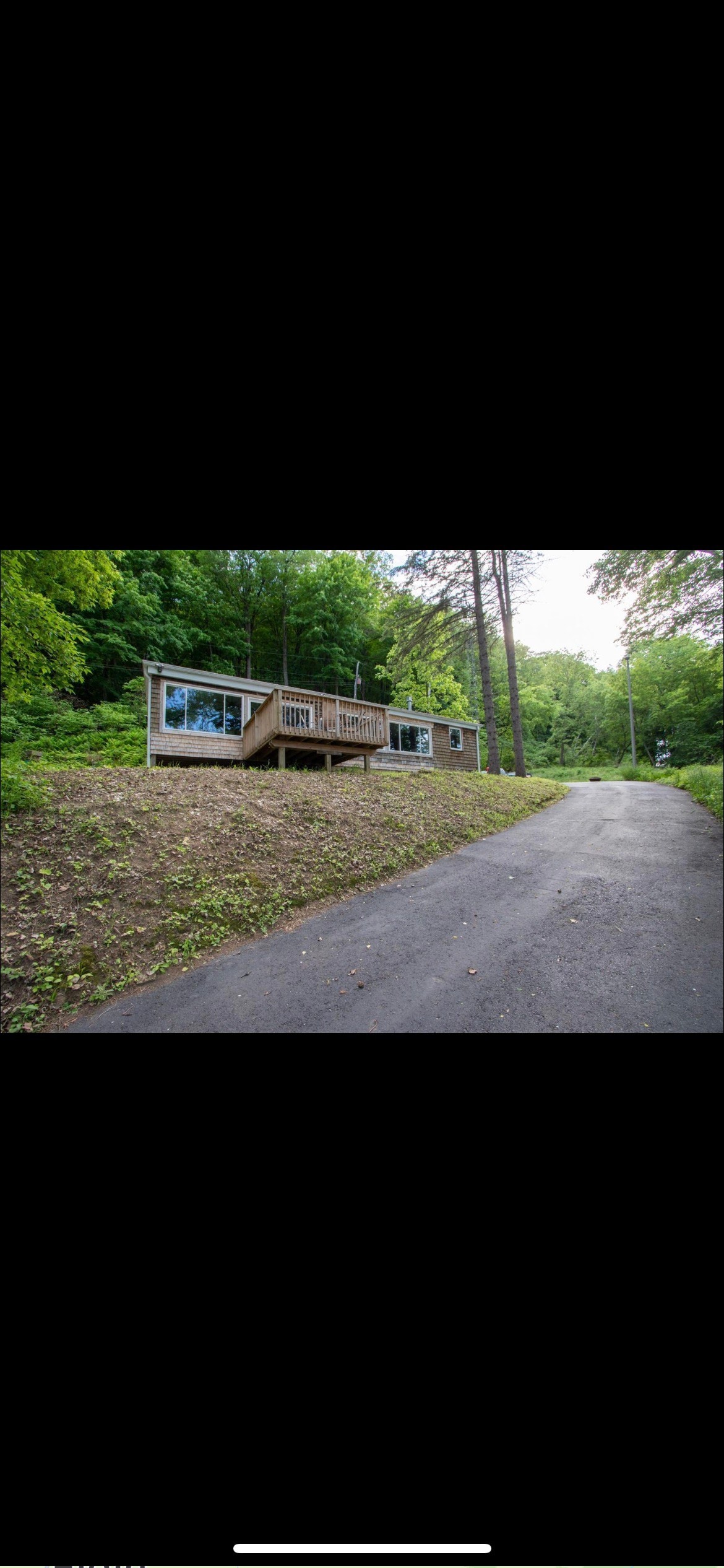 Charming 2 bedroom cabin with views of Lake Pepin