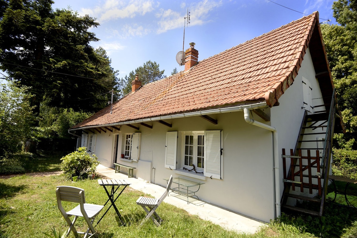 Gîte Bourgogne, authentiek huis, pas gerenoveerd