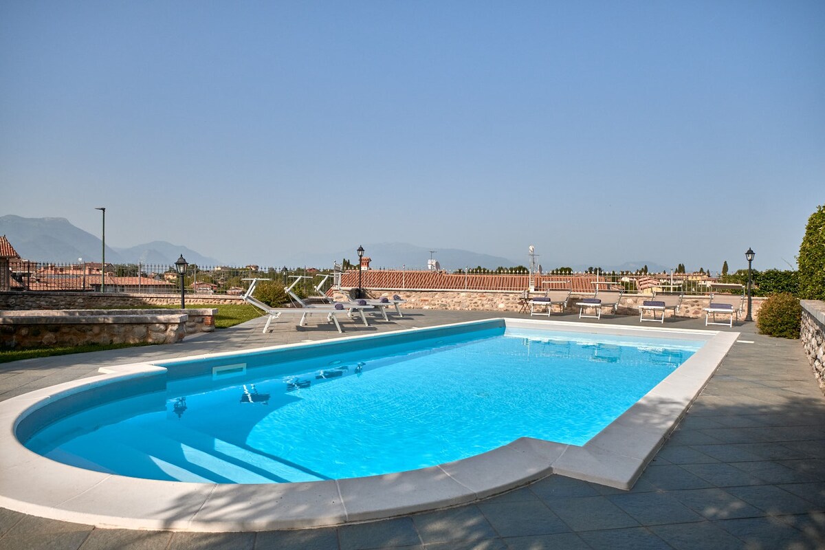 带私人泳池的Ardea别墅，可供8人入住