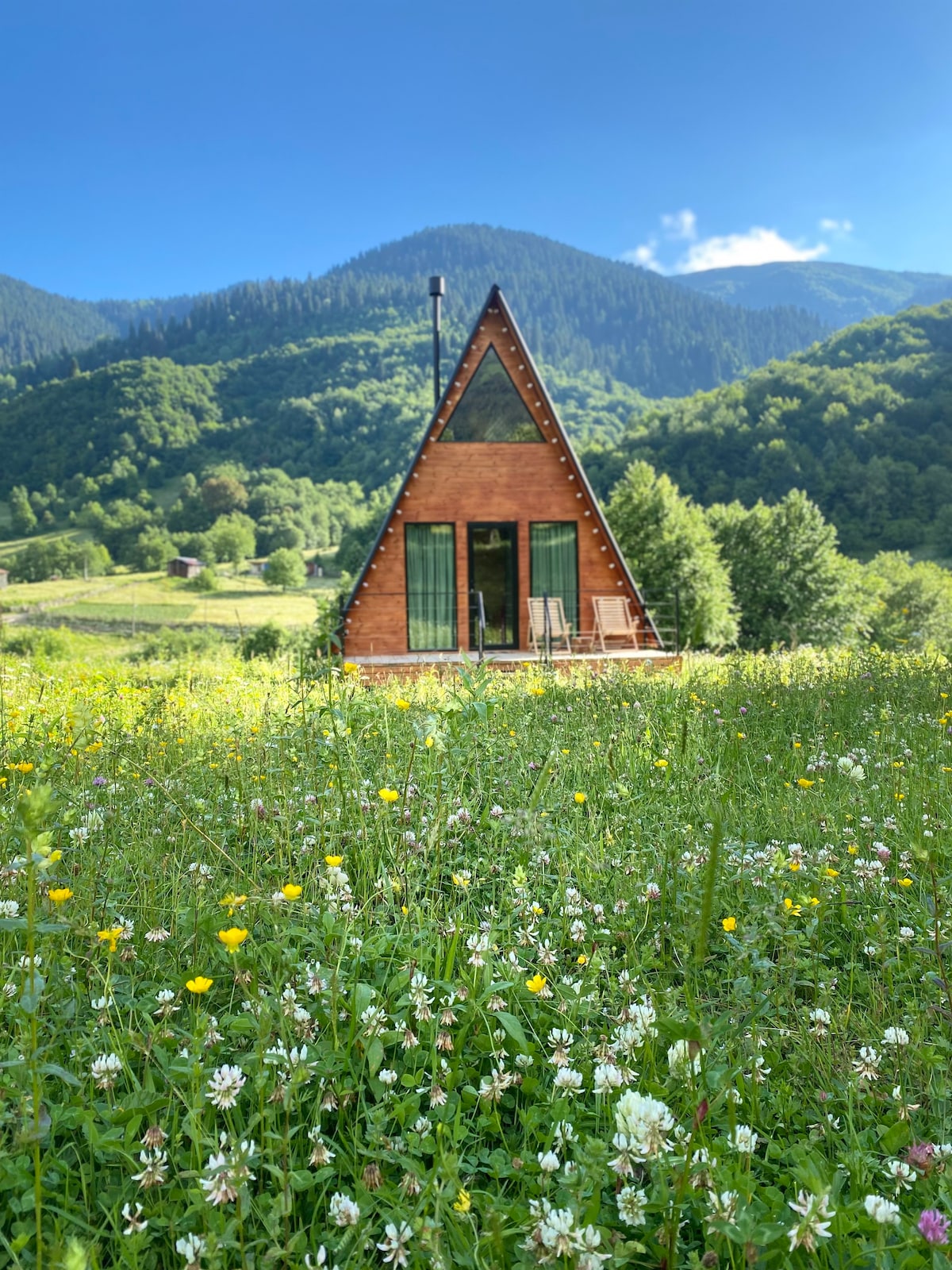"Labna" A frame cottage in Svaneti wonderland