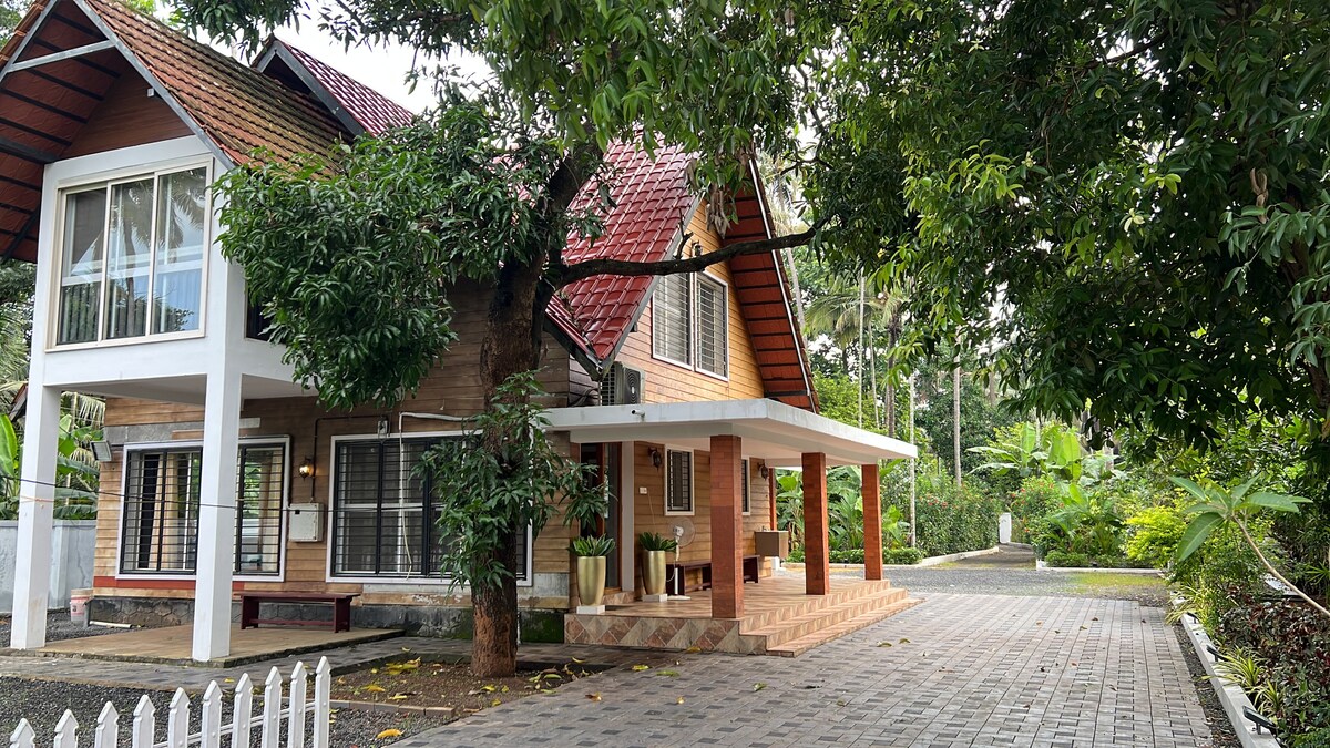 Cottage on Riverside