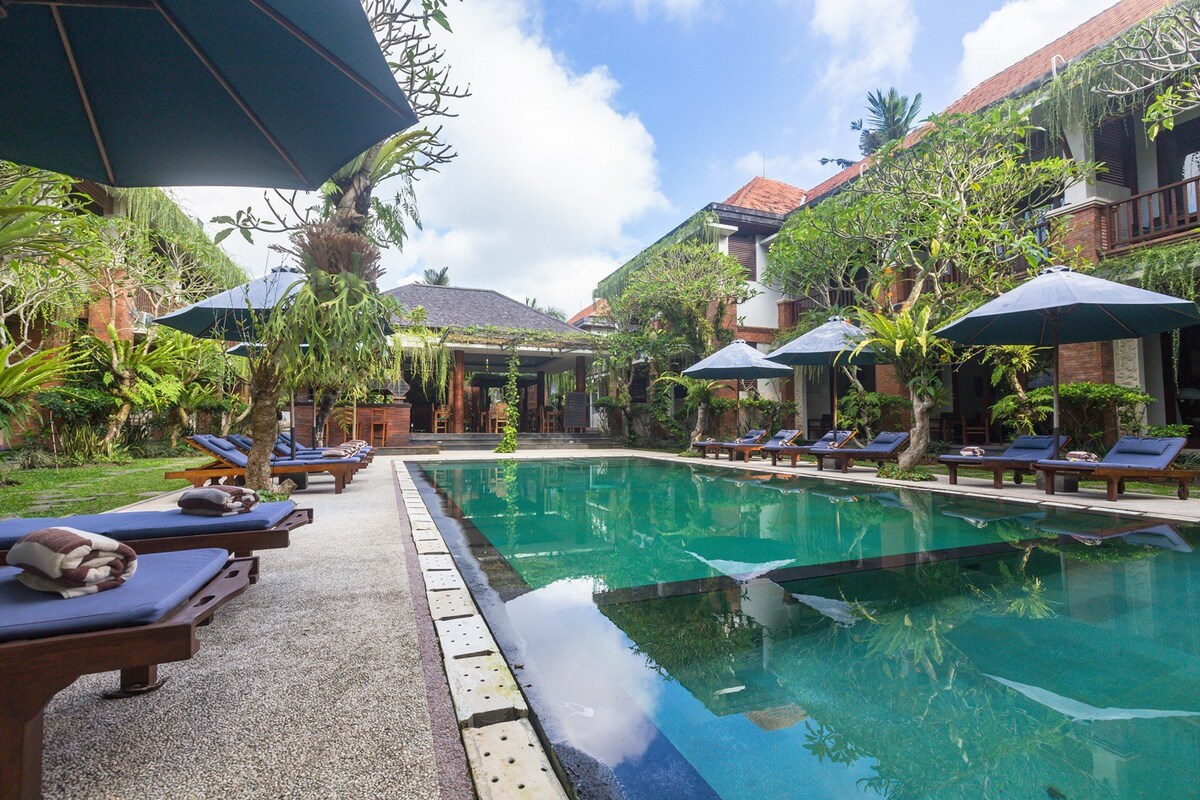 Compact 24BR Gathering spot in Ubud