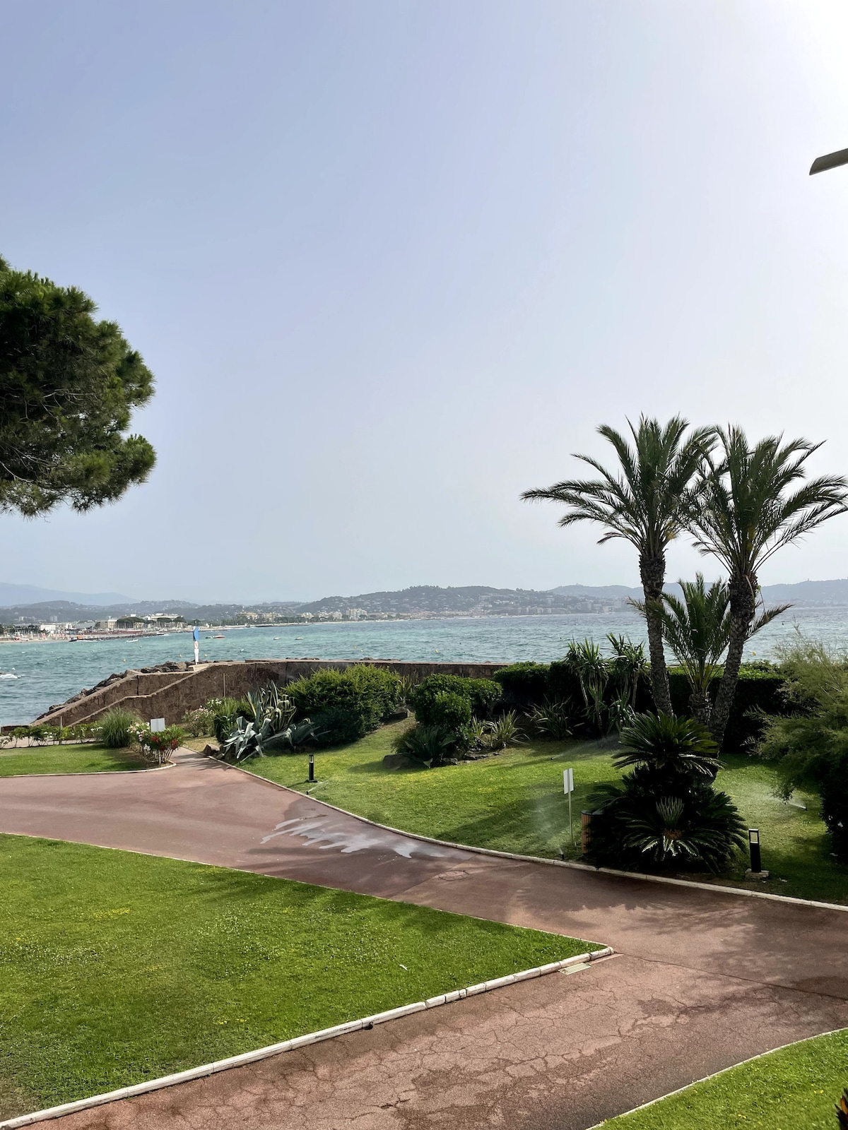 Superbe appartement avec accès à la mer