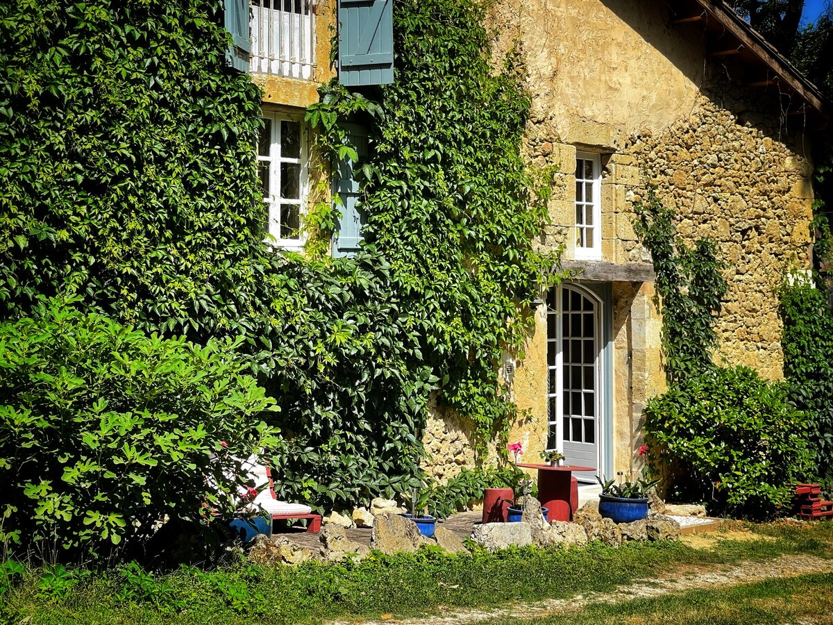 Appartement privé dans maison