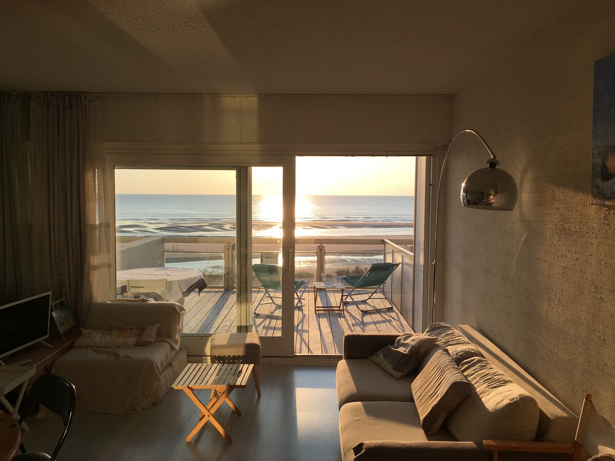 Neufchatel-hardelot。面向大海的美丽公寓。