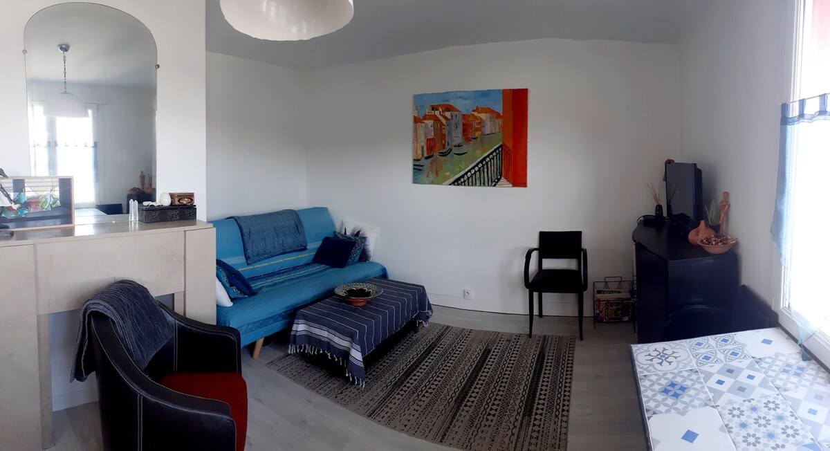 Calais, chambre dans appartement (sur le port)