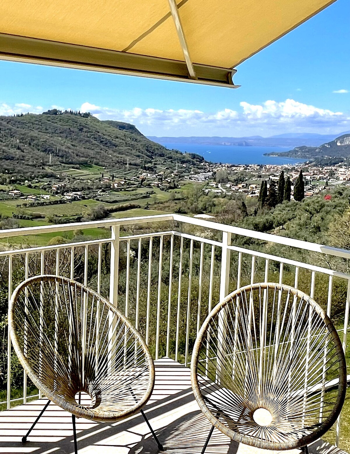 Nuova casa vista Lago di Garda Bea Home