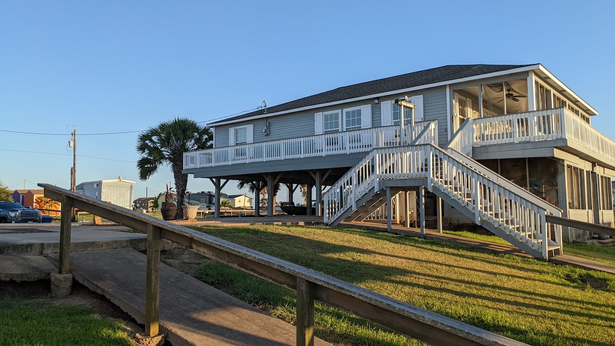 马塔戈尔达湾（ Matagorda Bay ）和萨根特海滩（ Sargent Beach ）附近的海滨房源