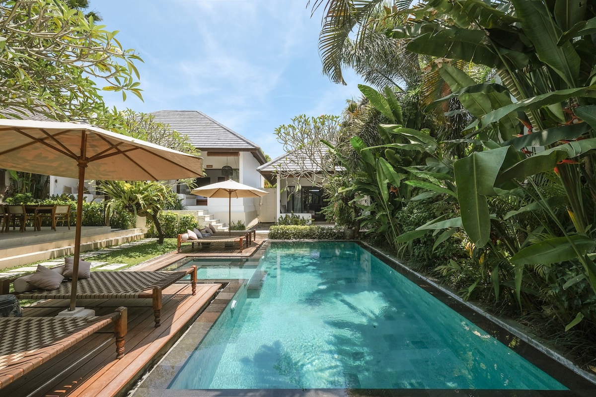 Aram Residence Canggu ： 5卧别墅，带私人泳池