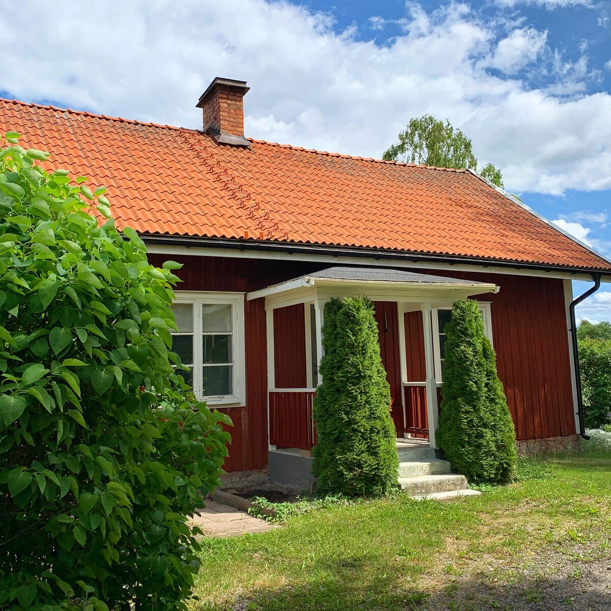 Cute Swedish cottage for four.