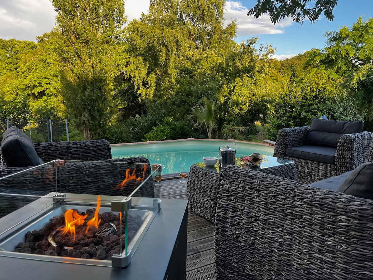 Maison de campagne avec piscine et jacuzzi