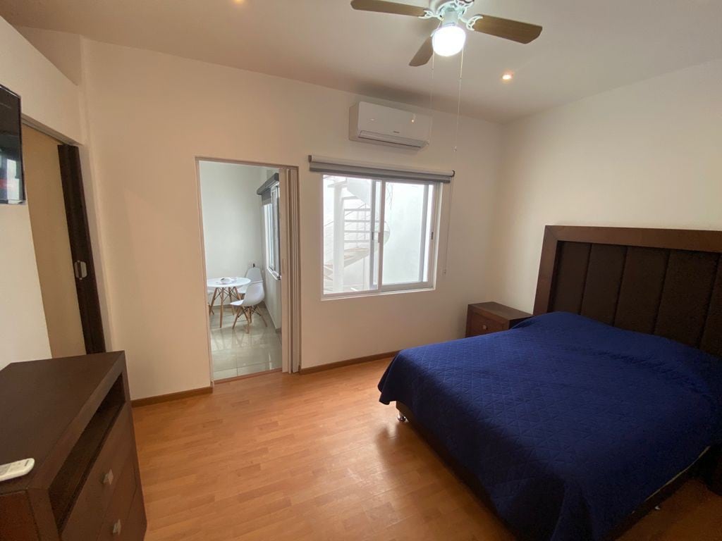 带2间卧室、厨房、卫生间的单间公寓- La Minerva