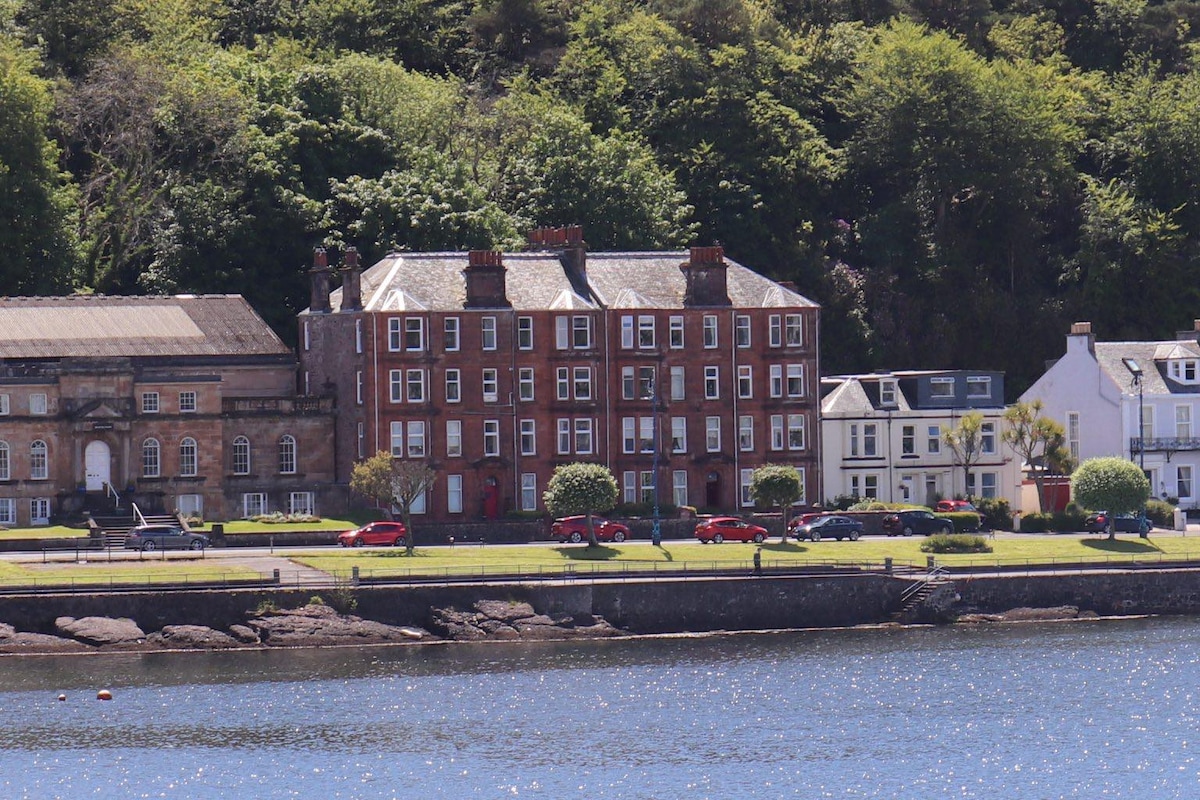 Bellevue Bute, Luxury 2 bedroom sea view flat