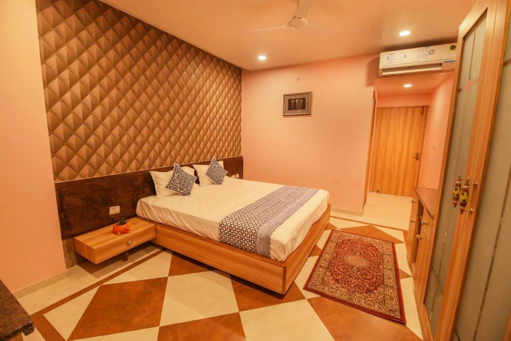 Large Double Bed Room W/Private balcony & washroom