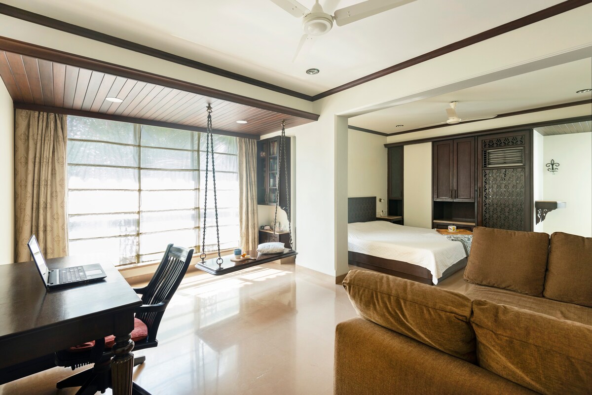 Classy Apartment situated in Khar/ Bandra