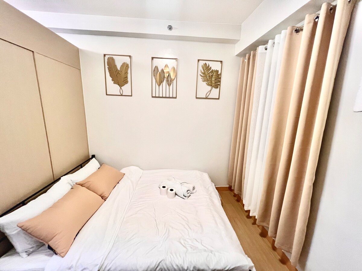 Cozy Staycation at Trees Residences