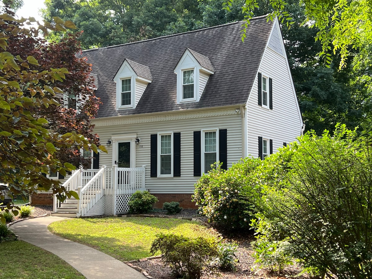 Entire House in beautiful Clemson Township