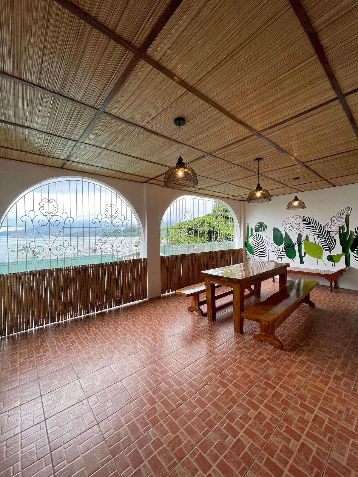 Seaside Villa for 16 pax with Netflix and Wi-fi