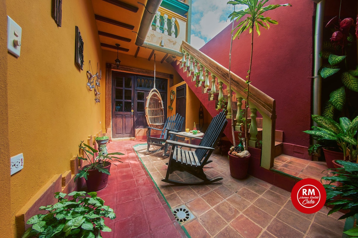 Private bedroom & terraces Wi-Fi RM Trinidad #55B