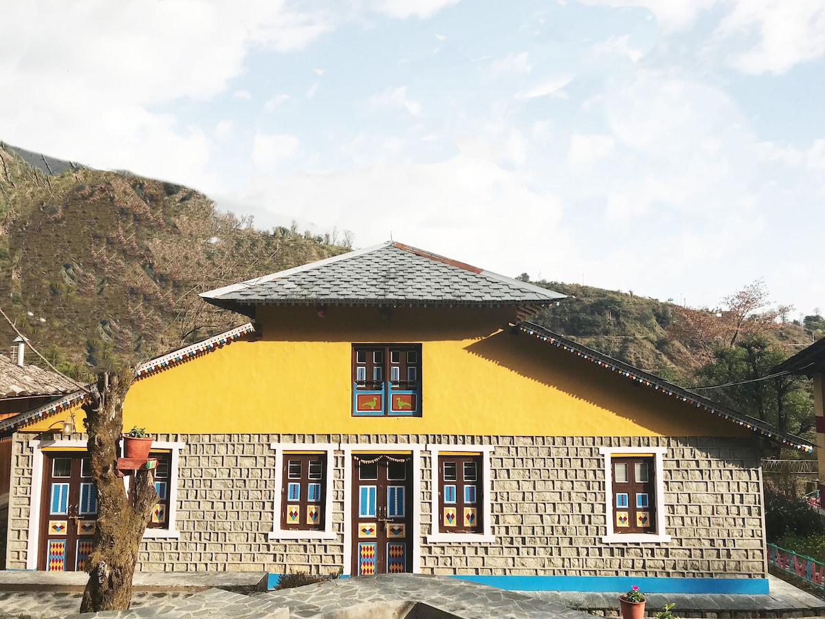 Himachal Heritage Village-Kangra cottage
