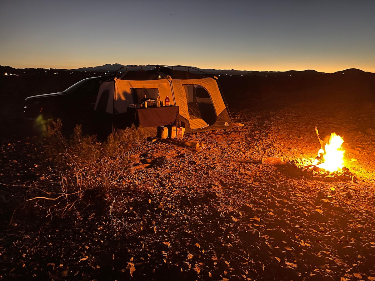 宽敞的景观，山顶可供露营或搭建帐篷。