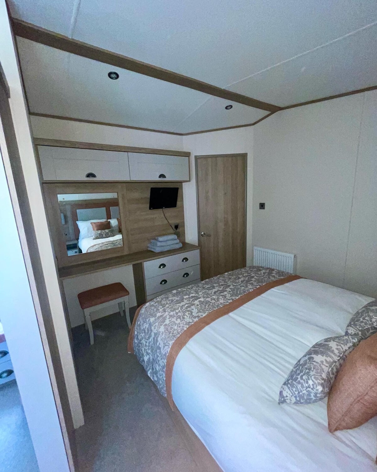 Fantastic 2 bed lodge on Tattershall lakes