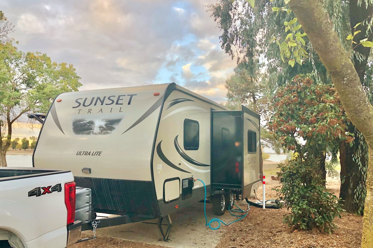 Welcome to Hale Kai: Beach Cottage on Wheels!