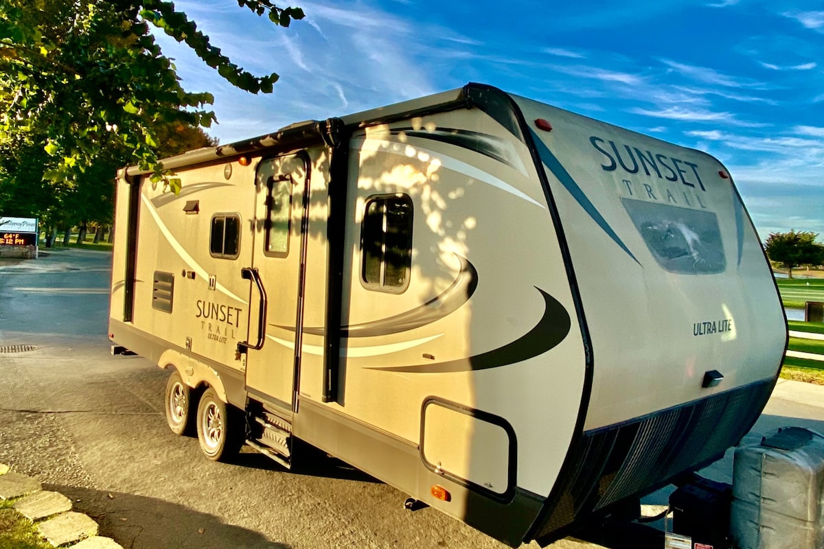 Welcome to Hale Kai: Beach Cottage on Wheels!