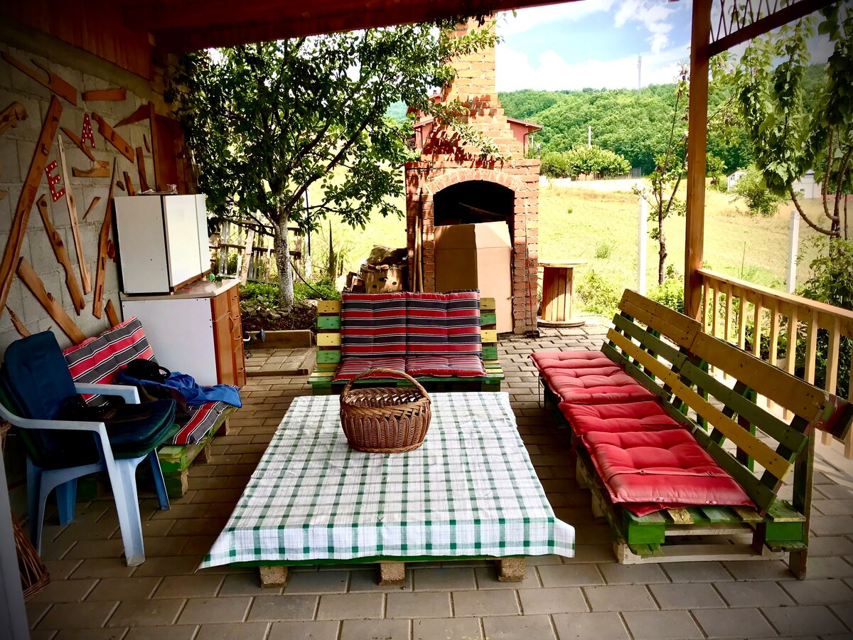 Villa/Cabin In Prishtina ready for the Festival !