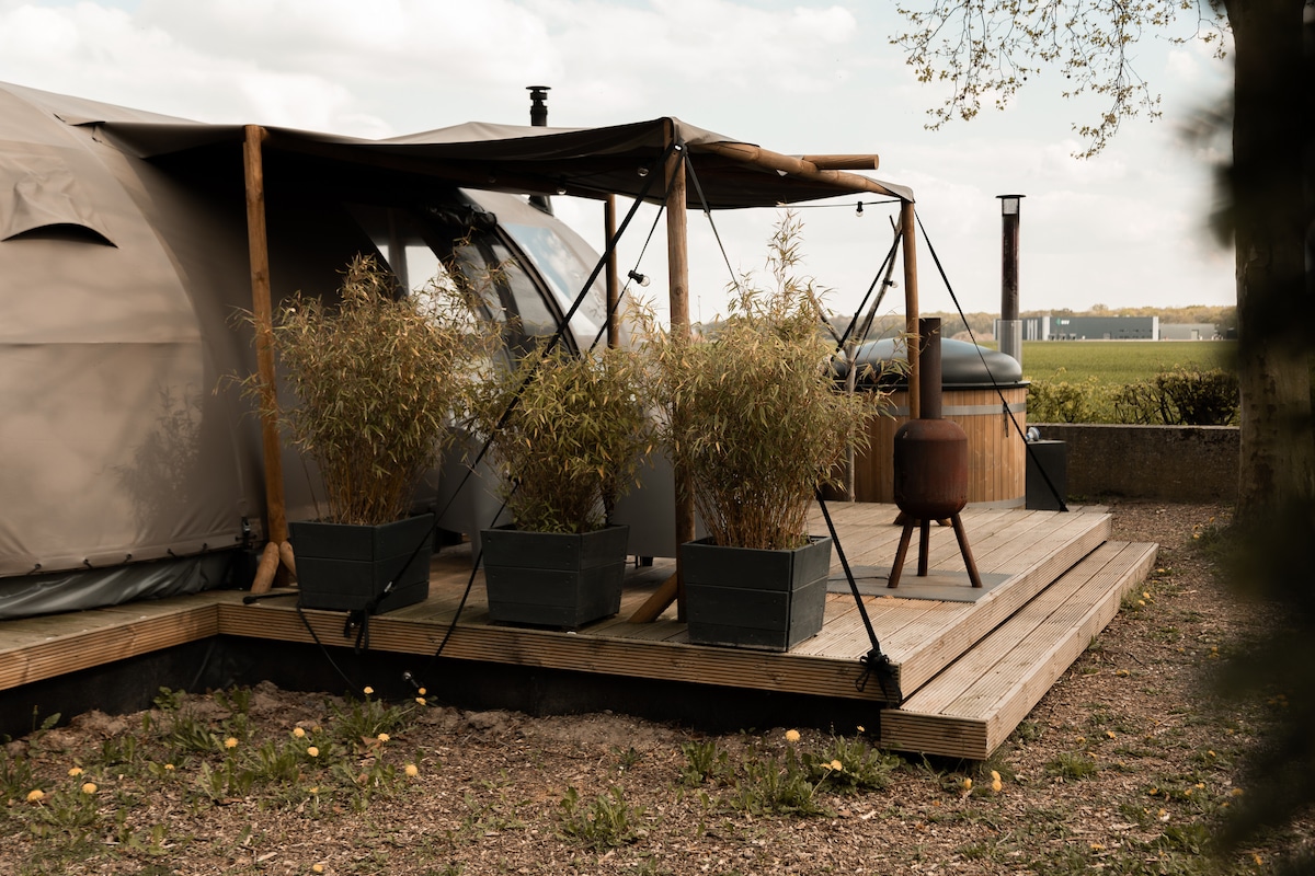 Panoramadome met privé hottub