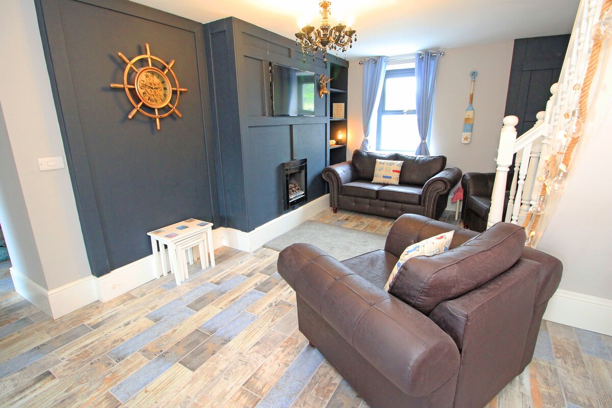 Shooting Star Cottage: near Porthmadog & Criccieth