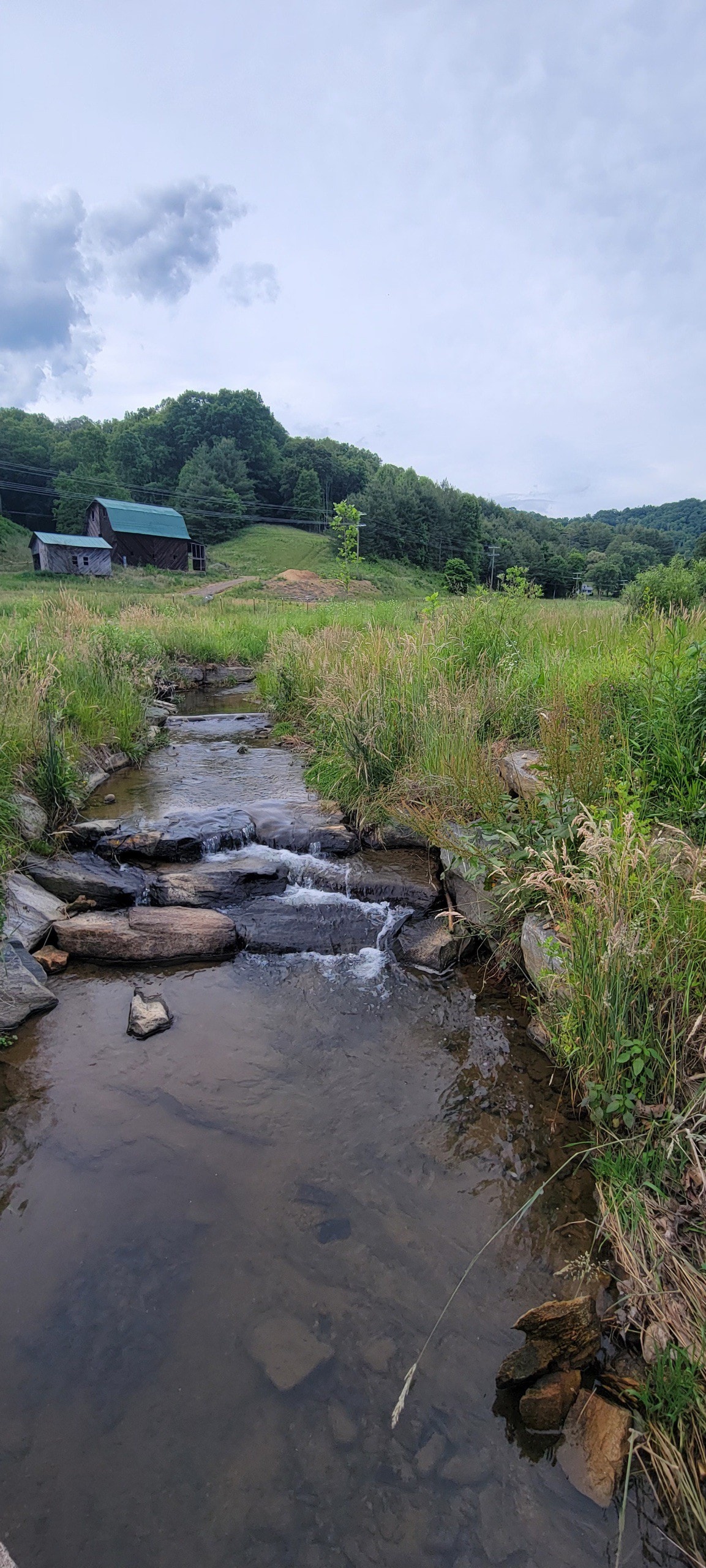 Secluded 2 Bedroom Farmhouse in the mountains