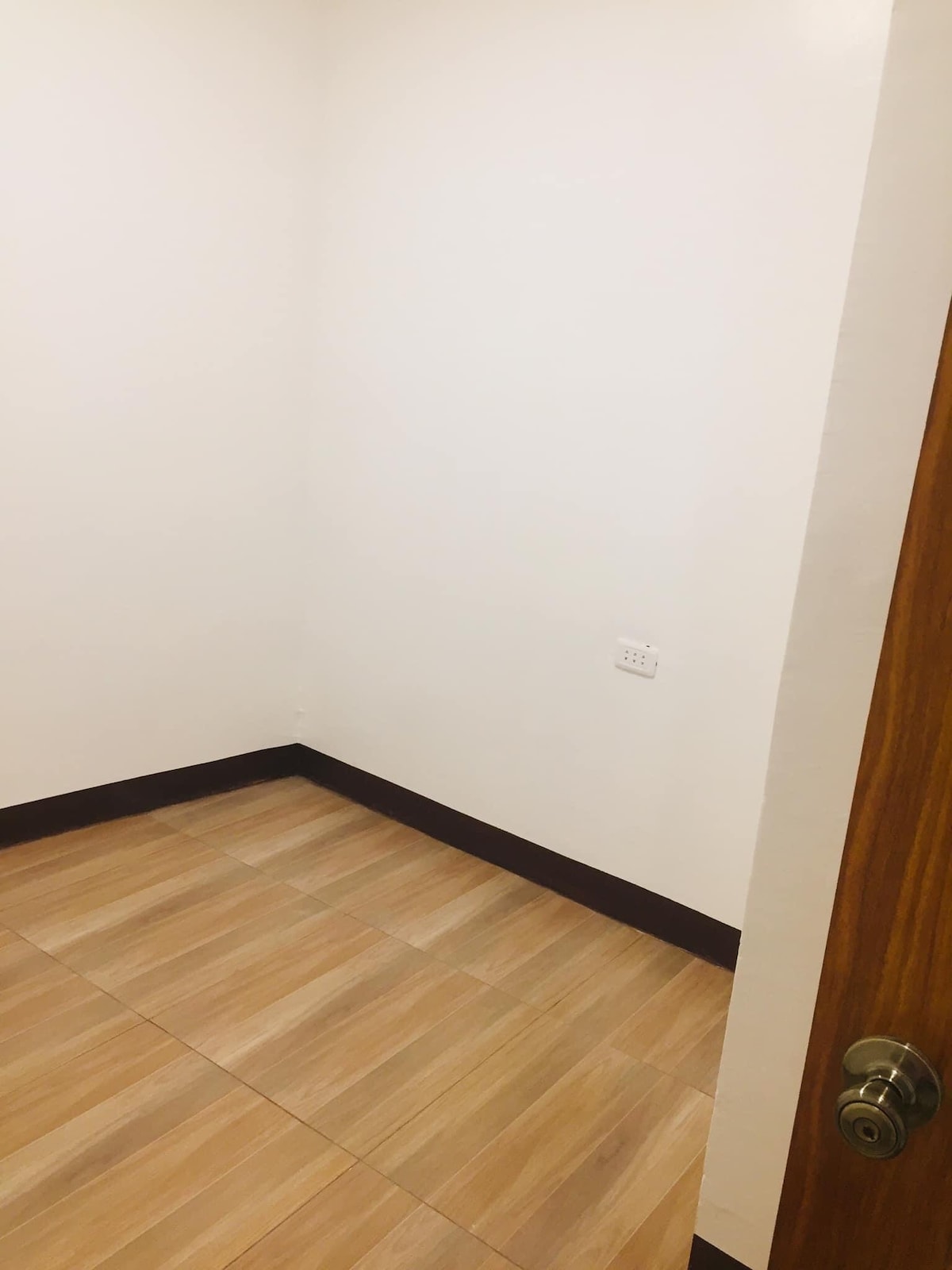 NEO’S Apartment 3-bedroom rental unit