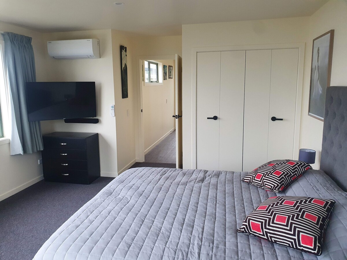 靠近Dunedin的现代化1卧室客房