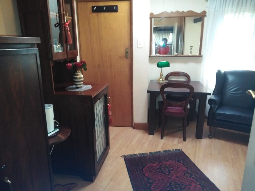 2 Bed and Bathroom in Established Guesthouse