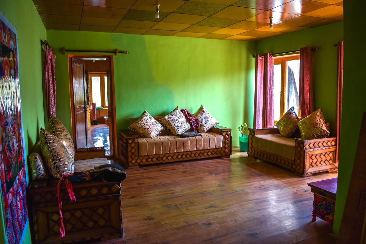 Chungste Tsering - Private Room in n Farmstay