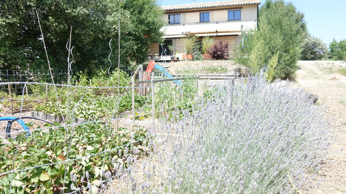 Maison écologique dans les Alpes de Haute Provence