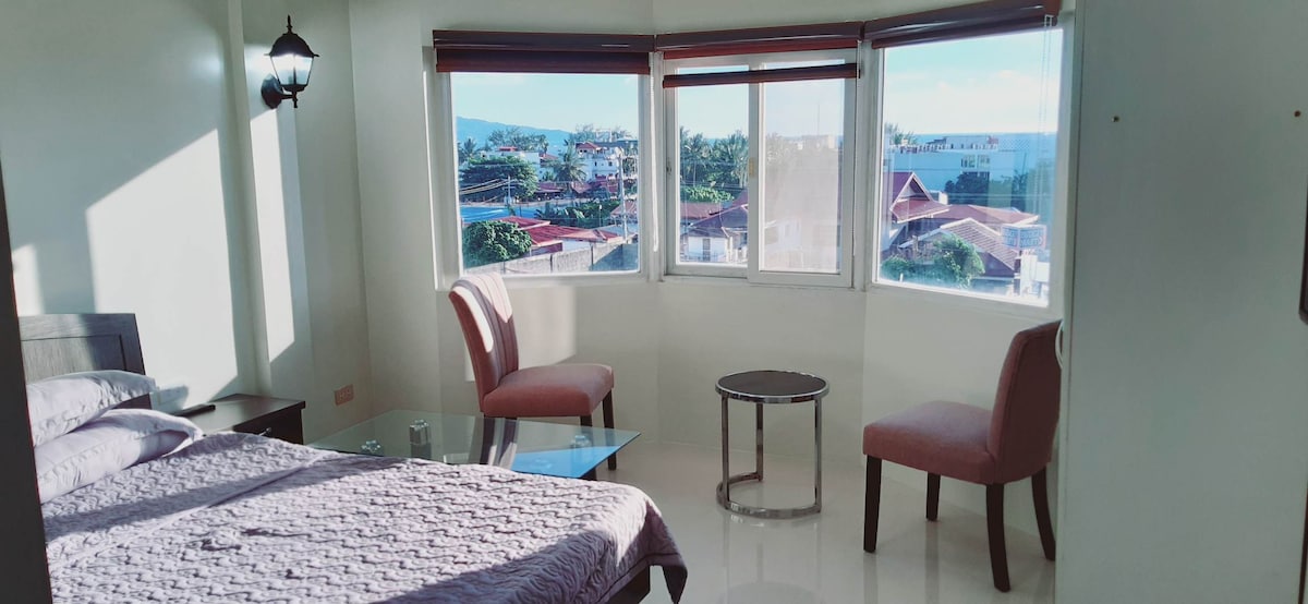 Avana Hills Boracay Prime Panoramic Suite