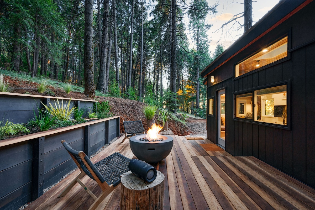 Yuba Woods Tiny home ，内华达市，靠近河流