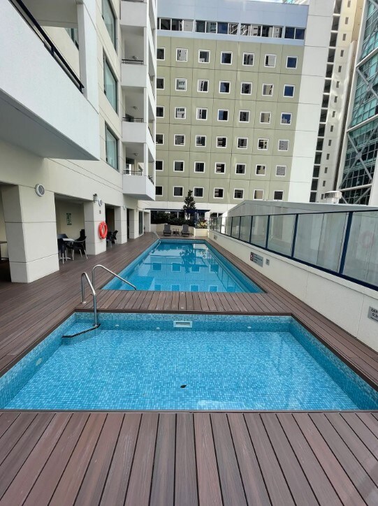 Lovely apartment room with Pool in CBD