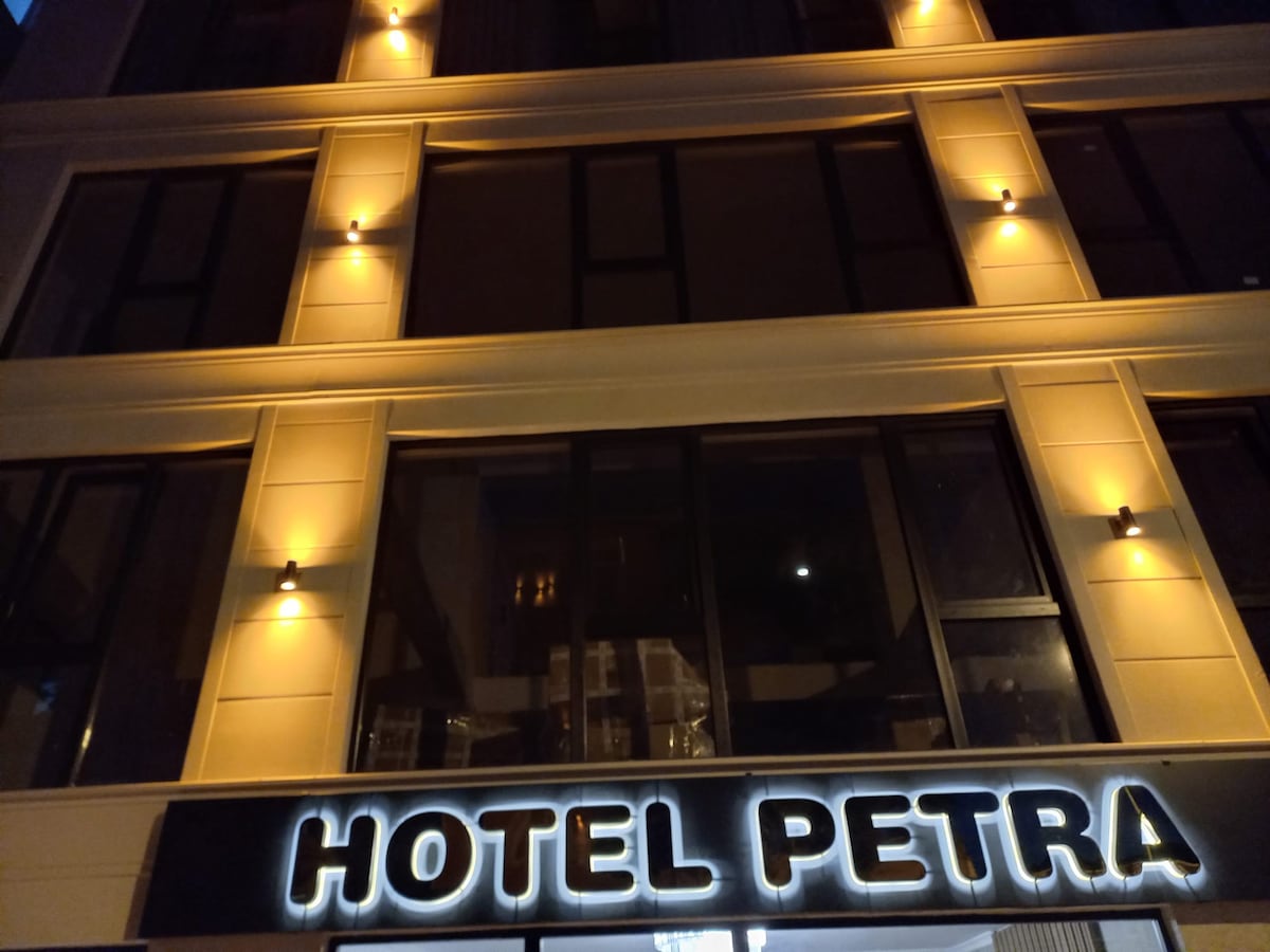 Petra Hotel Tuzla经济型Oda