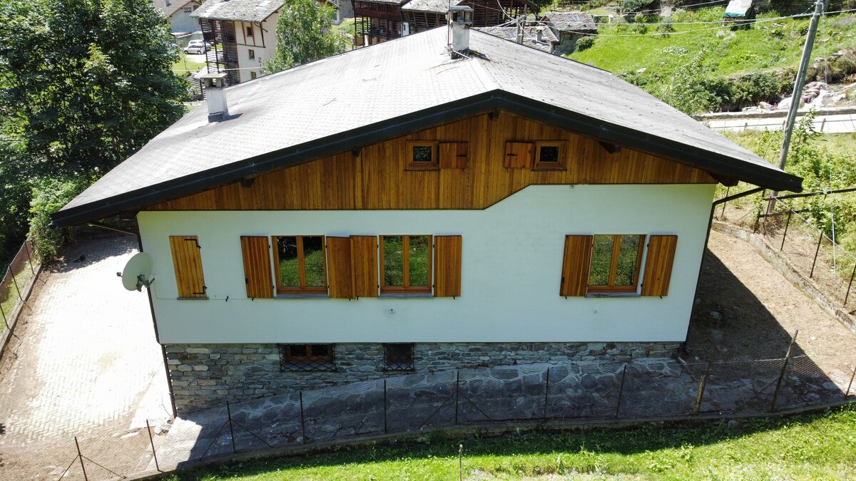 Olen Creek Chalet in Alagna