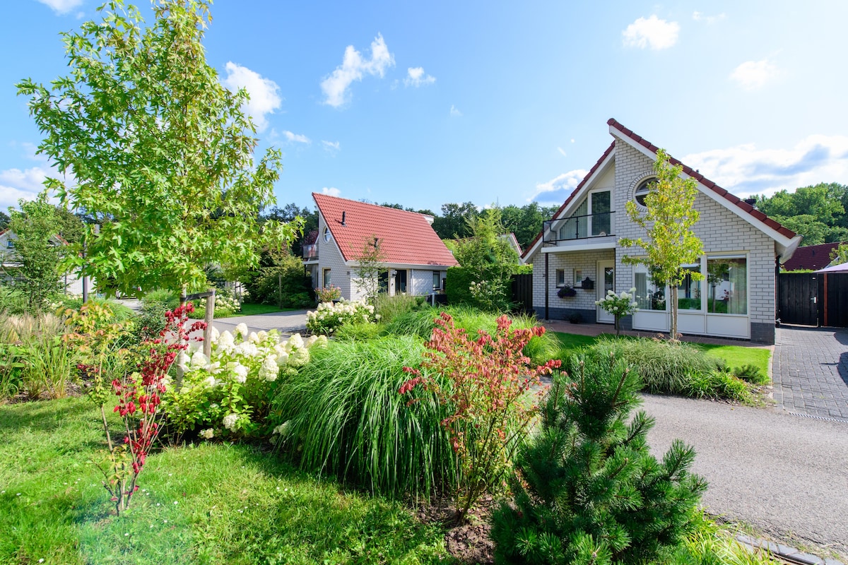 Vakantiehuis te huur nabij zwembad en golfbaan