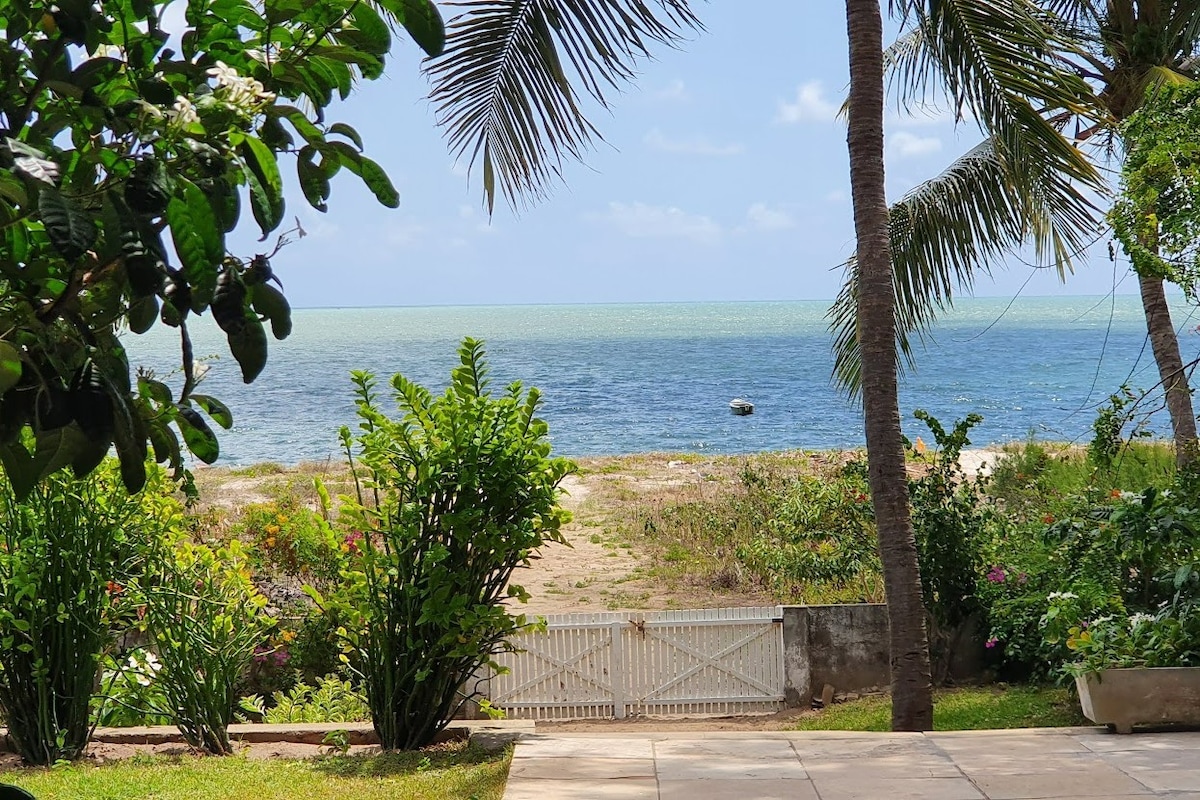 Casa à beira mar - Marina do Baobá