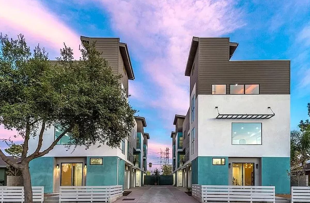 Private and Cozy Suite in Atwater Village Townhome