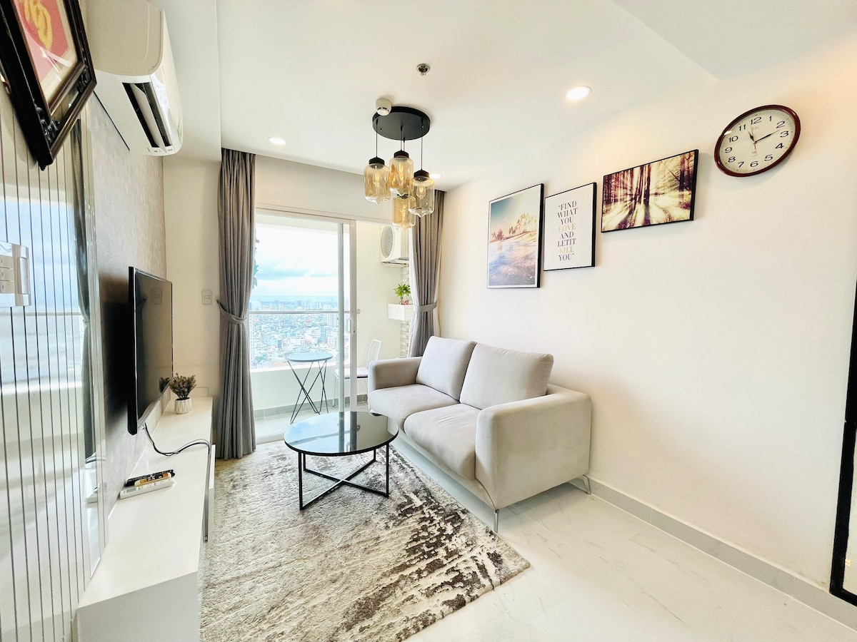 Brand New-Premium 2BR Apt With Private Balcony D3