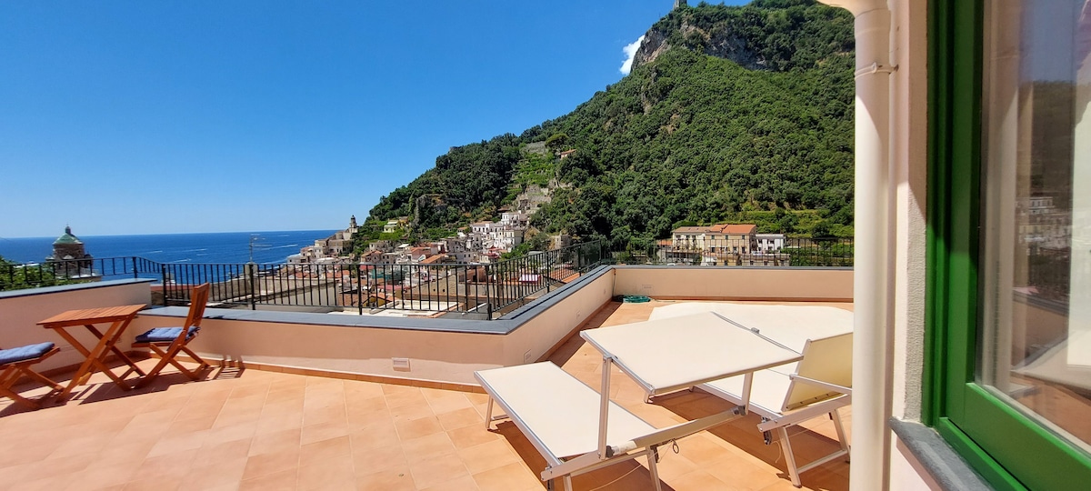 Alloggio con terrazza panoramica: Amalfi