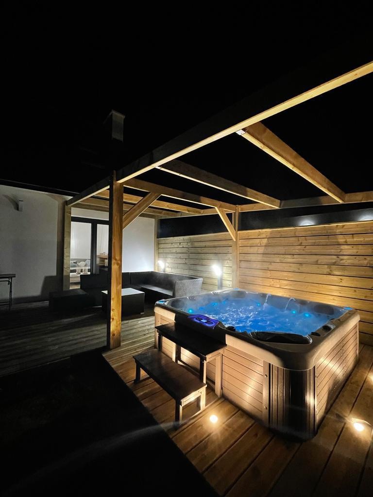 Magnifique villa avec jacuzzi